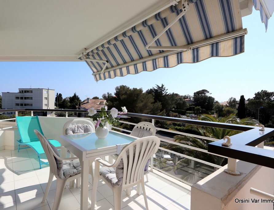 Saint-Raphael-location-vacances-residence-acquarine-A33
