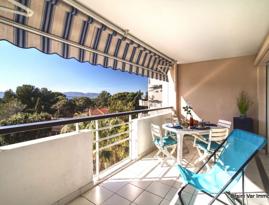 location-saisonniere-st-raphael-bord-de-mer-residence-acquarine-b38-1